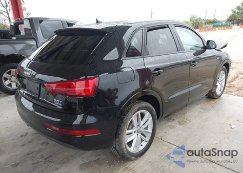 2018 Audi Q3 2.0T Premium/2.0T Sport Premium z USA, uszkodzony, nr VIN WA1ECCFS9JR027079